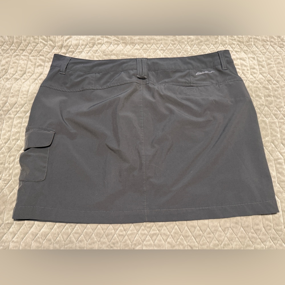 Eddie Bauer Women's Dark Gray Skort